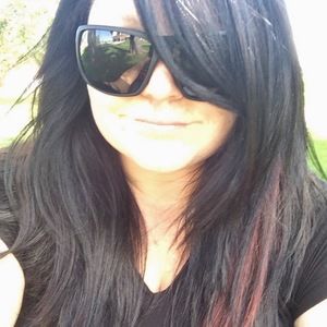 Meet your Posher, Shawna